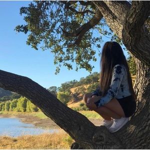 Meet your Posher, Bettsy